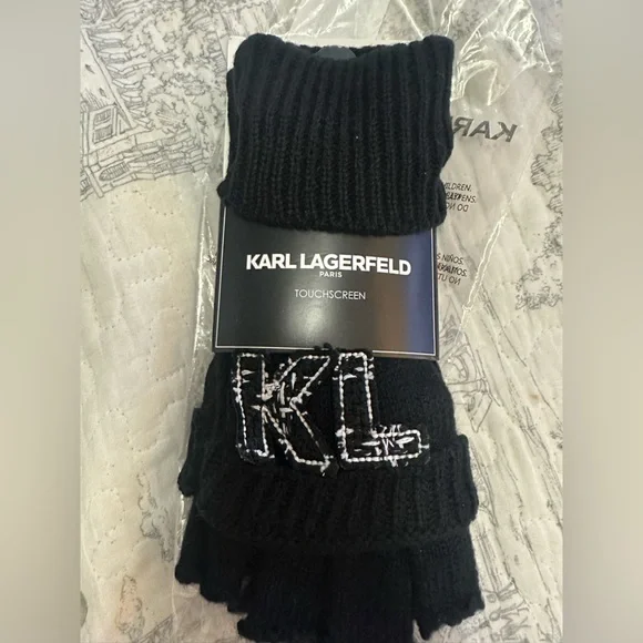 KARL LAGERFELD PARIS Logo Knit Fip Top Mittens NWT - Picture 2 of 5